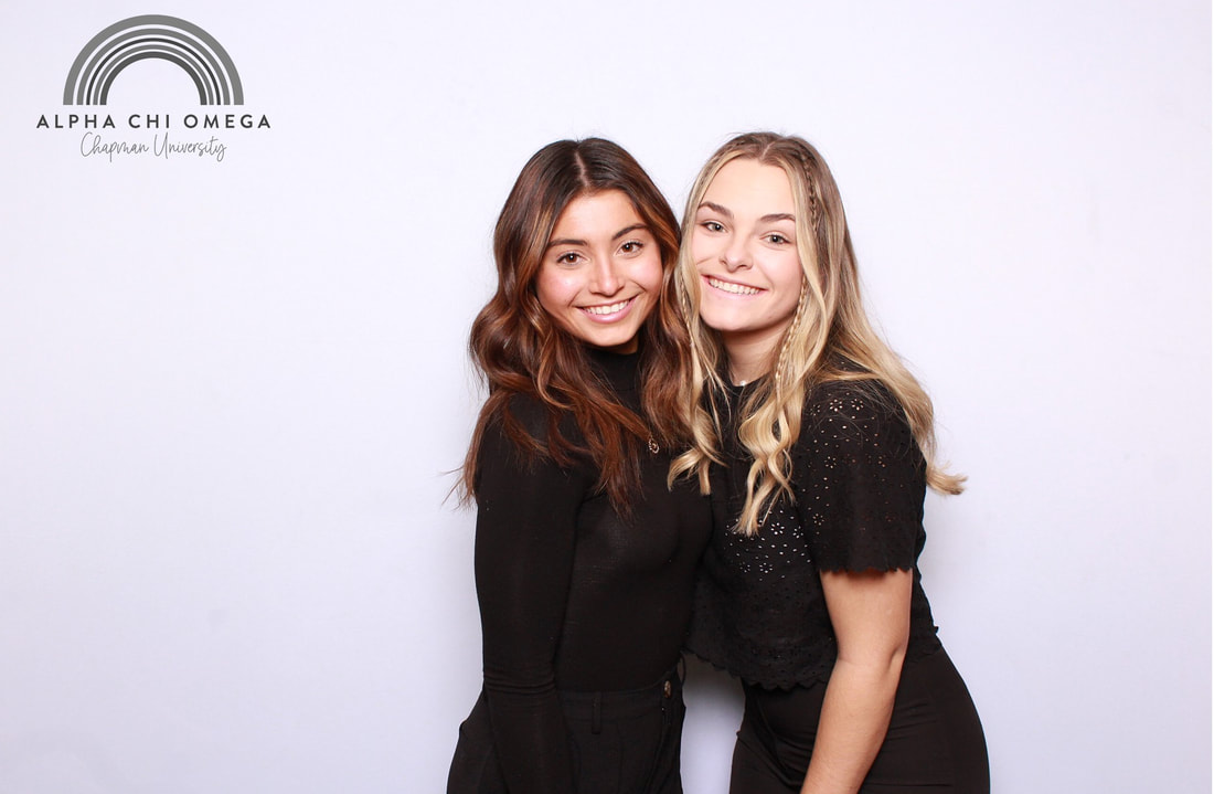 Photo Booth Rental Los Angeles | Hollywood Glam Filter Photo Booth