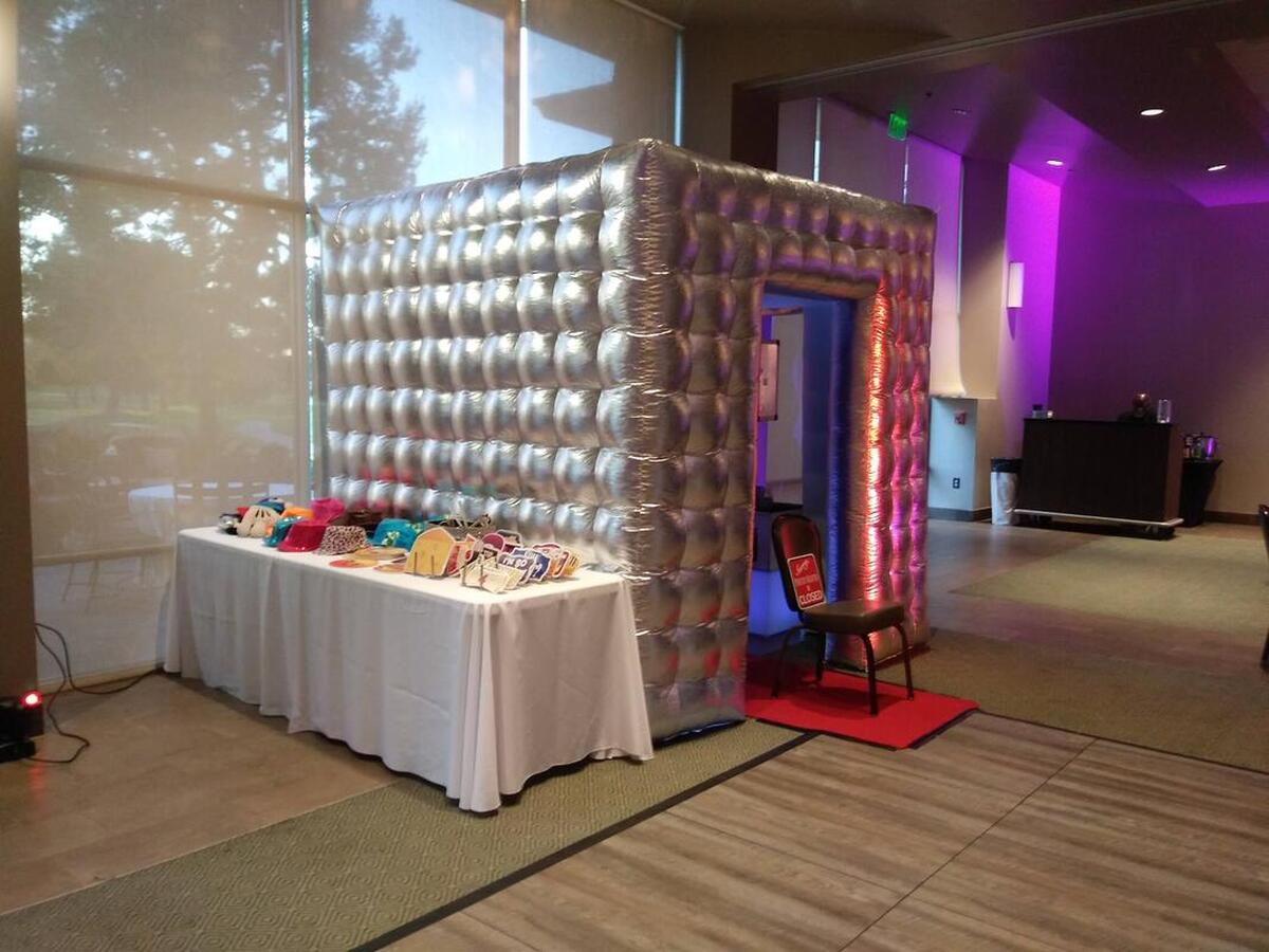 Inflatable Photo booth  